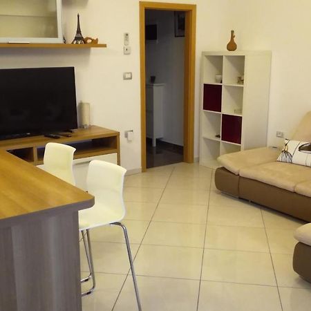 Gabrovica pri Črnem Kalu Villa Ceh מראה חיצוני תמונה